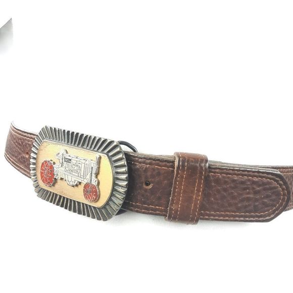 Antique Farmall tractor plaque buckle brass Salvatori corsica cowhide full grain - Picture 2 of 16